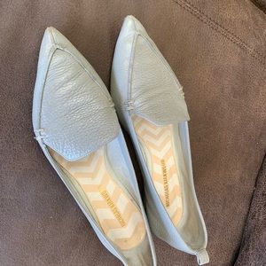 Nicholas Mirkwood flats